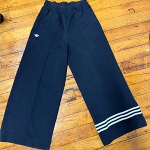 Adidas Originals Neuclassic Wide-Leg Joggers